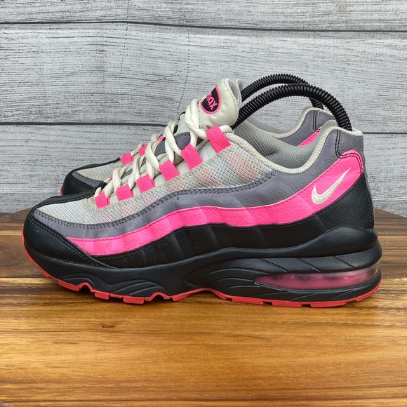 靴 Nike Women's Air Max 95 \"Pink Foam\"W29cm Women's Air Max 95 'Pink Foam' (HJ5996-001) Release Date. Nike SNKRS